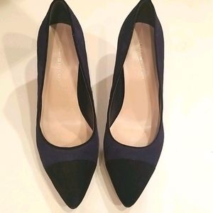Great pair of Tommy Hilfiger heels